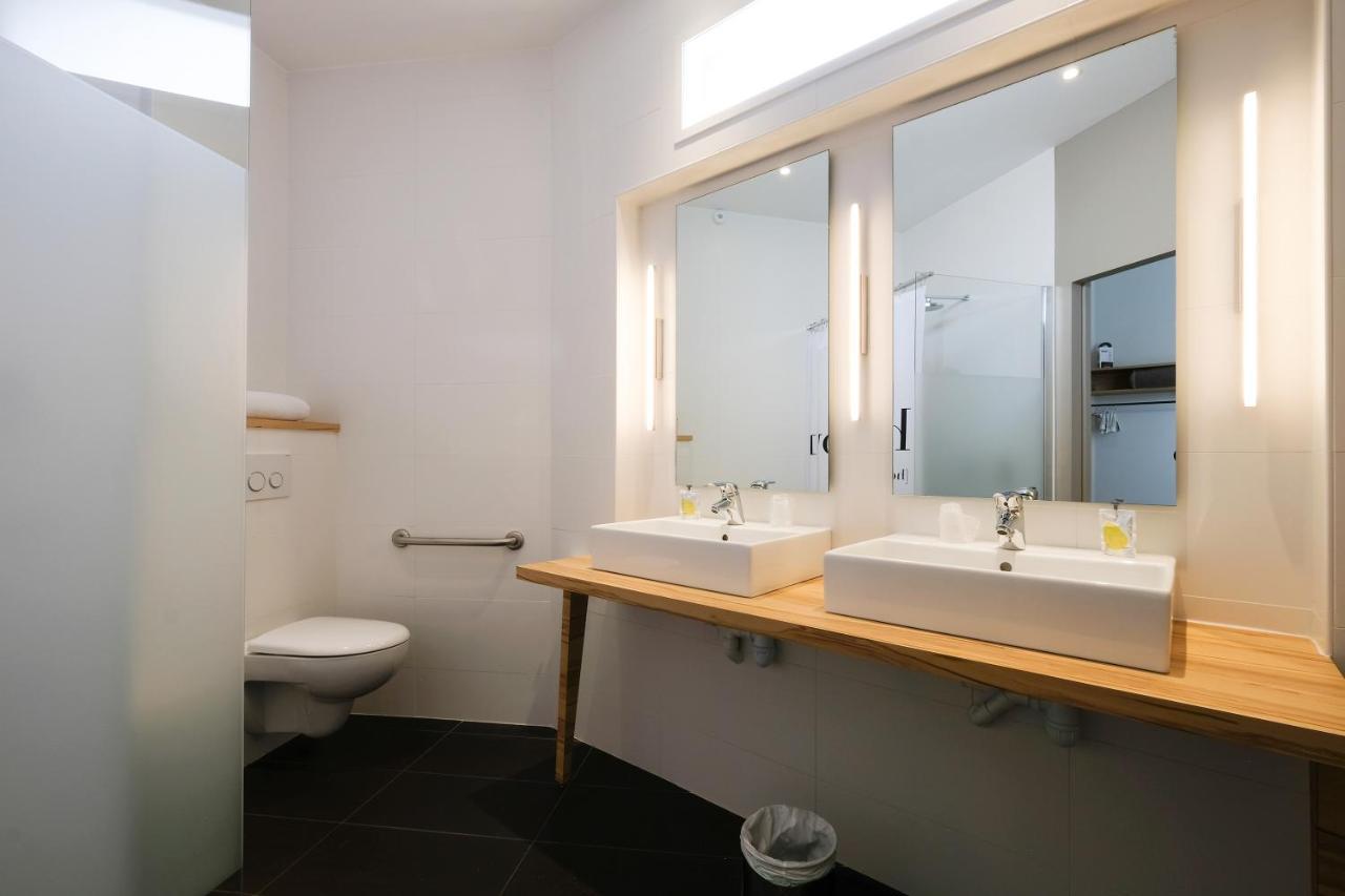 Hotel Et Apparts Marin Laval  Ngoại thất bức ảnh