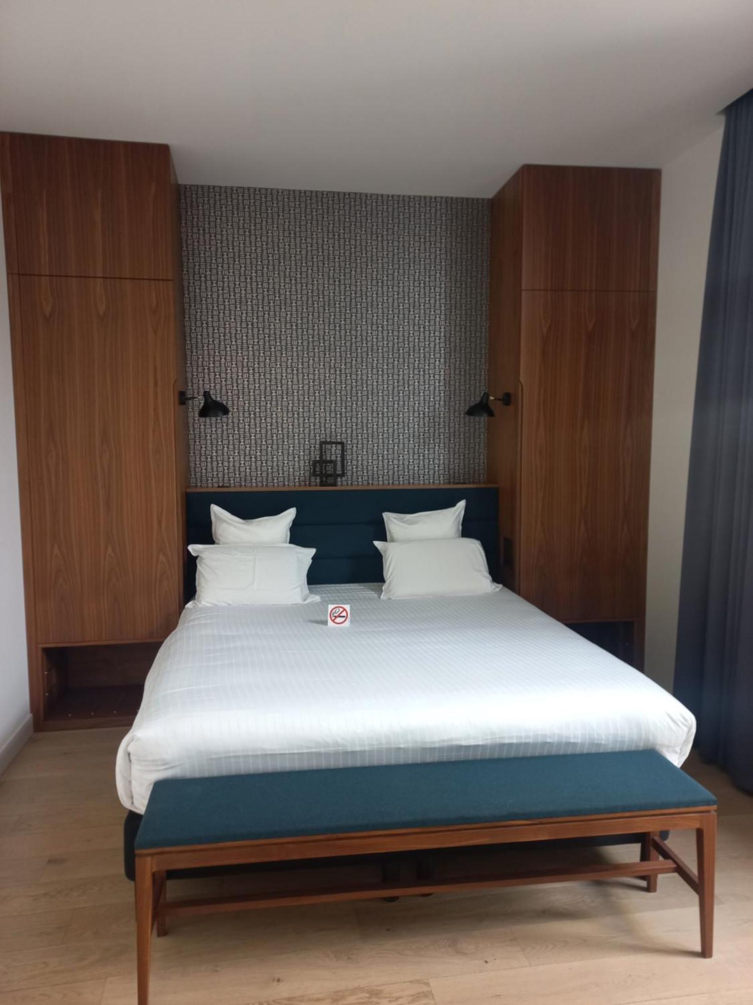 Hotel Et Apparts Marin Laval  Ngoại thất bức ảnh