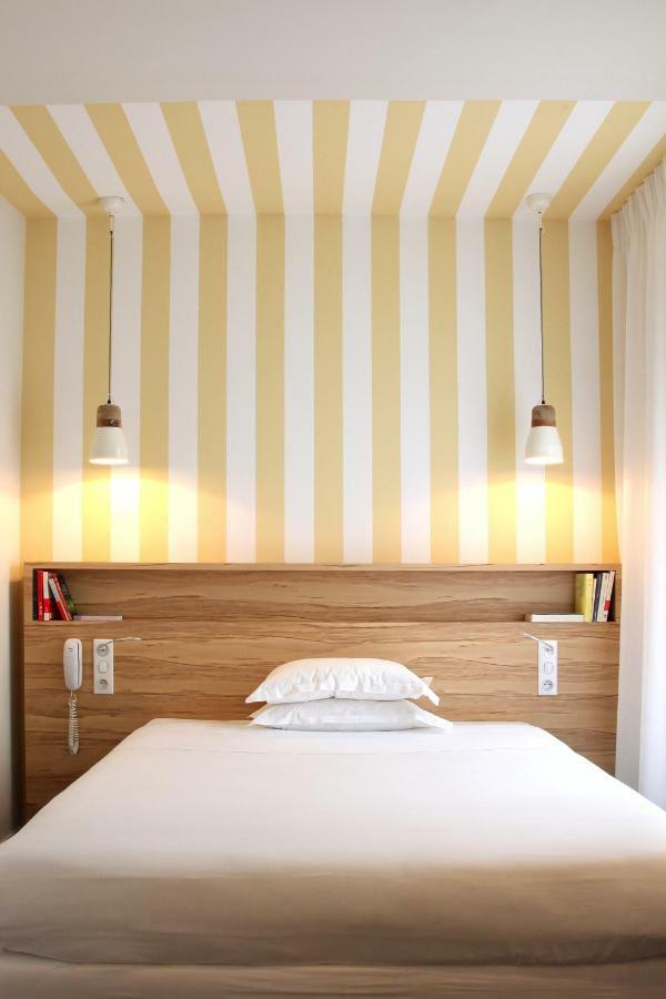 Hotel Et Apparts Marin Laval  Ngoại thất bức ảnh