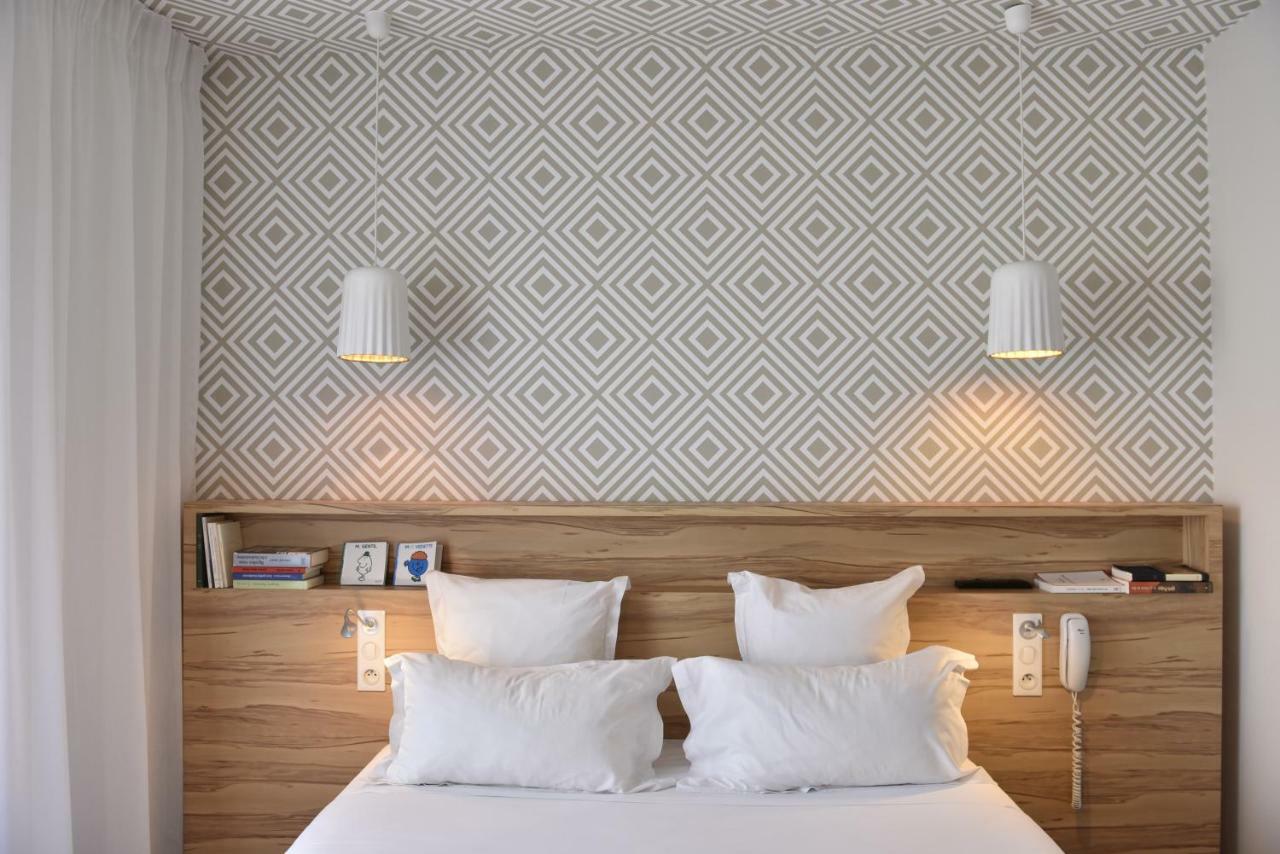 Hotel Et Apparts Marin Laval  Ngoại thất bức ảnh