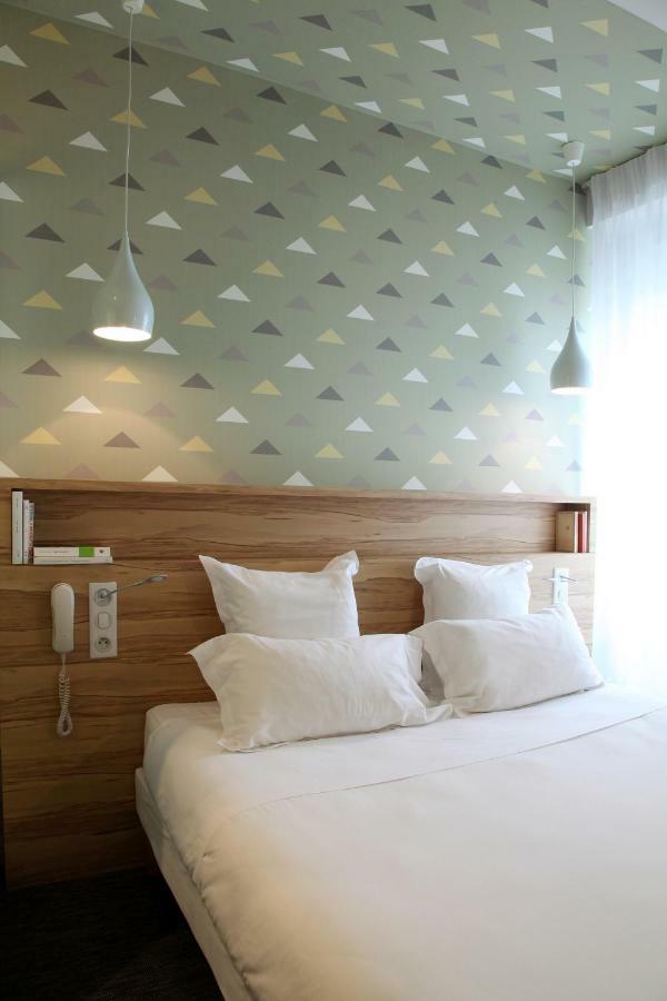 Hotel Et Apparts Marin Laval  Ngoại thất bức ảnh