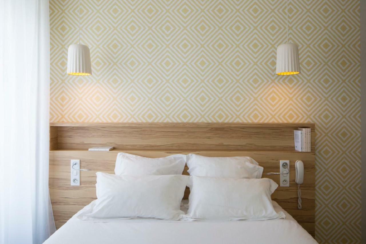Hotel Et Apparts Marin Laval  Ngoại thất bức ảnh